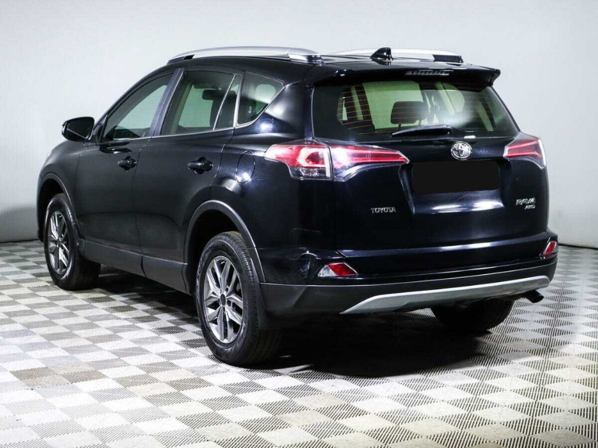 Купить Toyota RAV4 с пробегом. Фото: #6