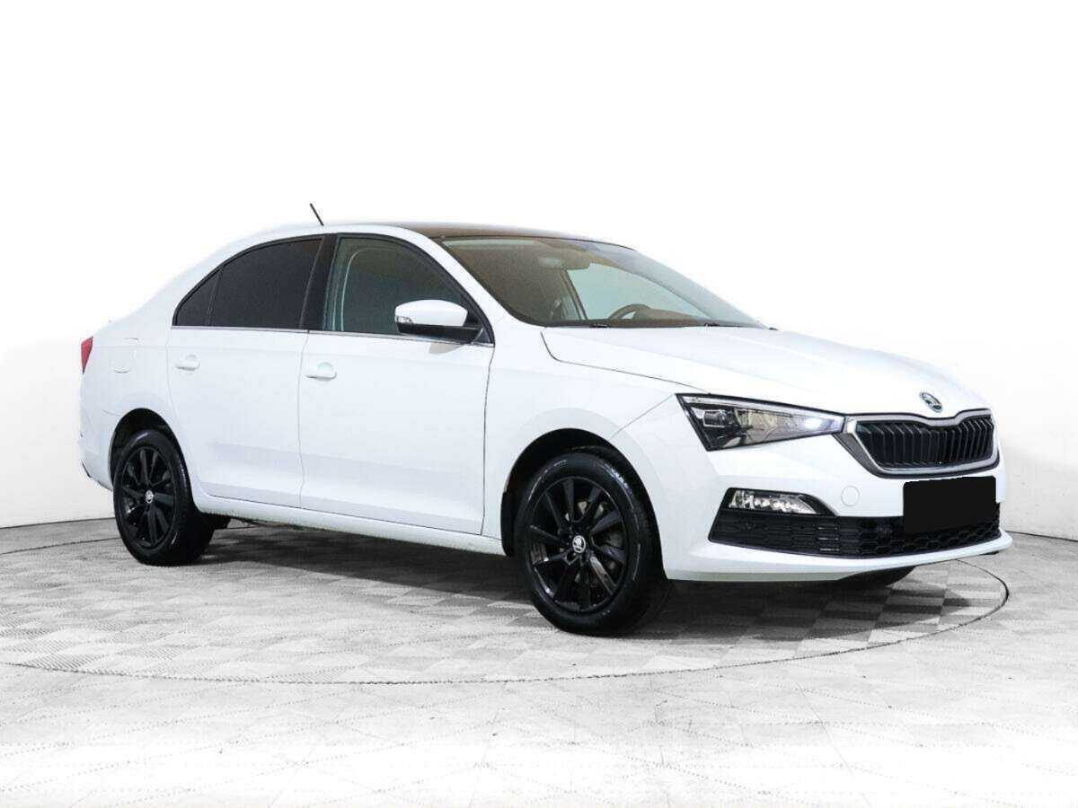 Купить Skoda Rapid с пробегом. Фото: #2