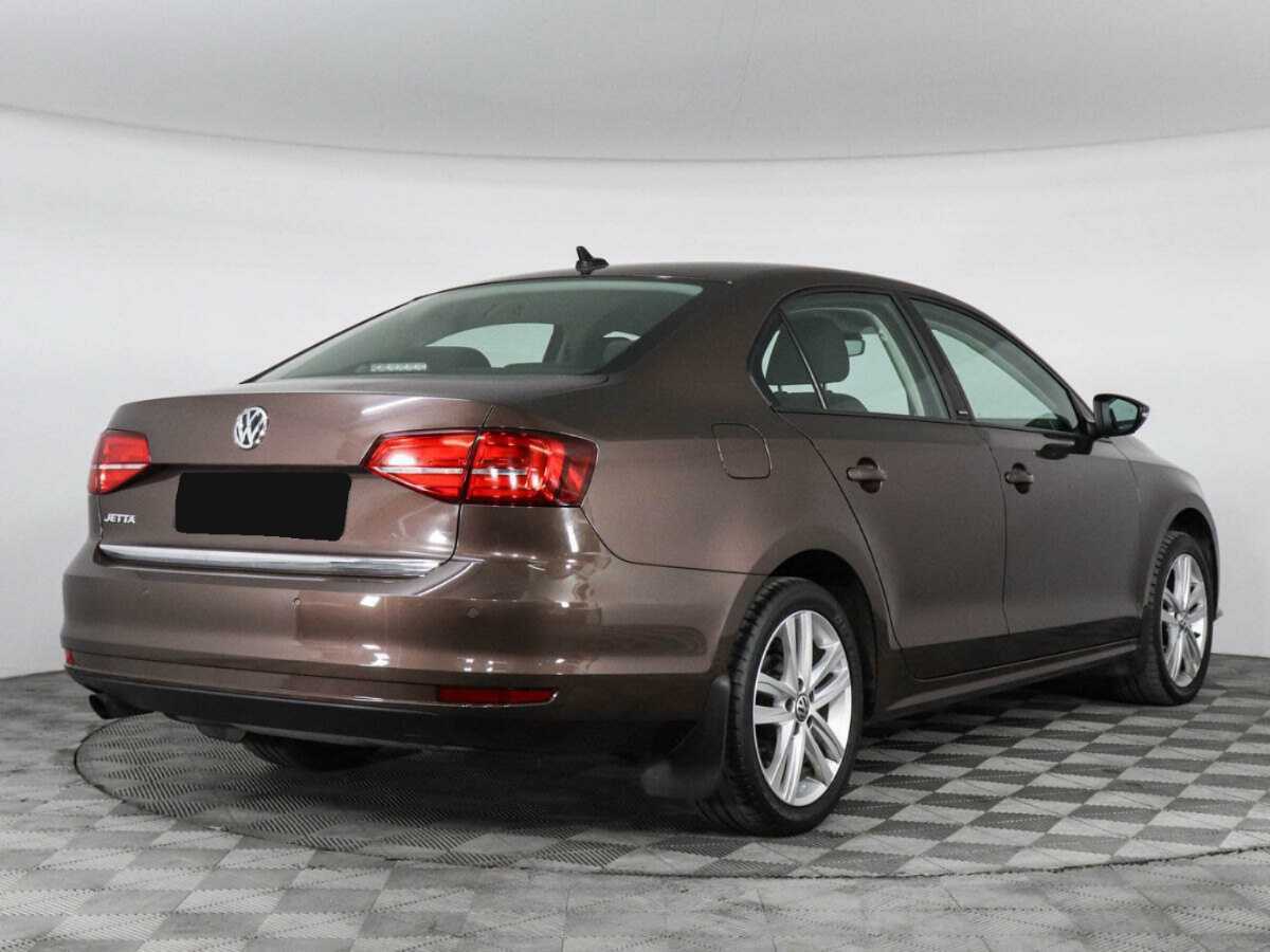 Купить Volkswagen Jetta с пробегом. Фото: #4