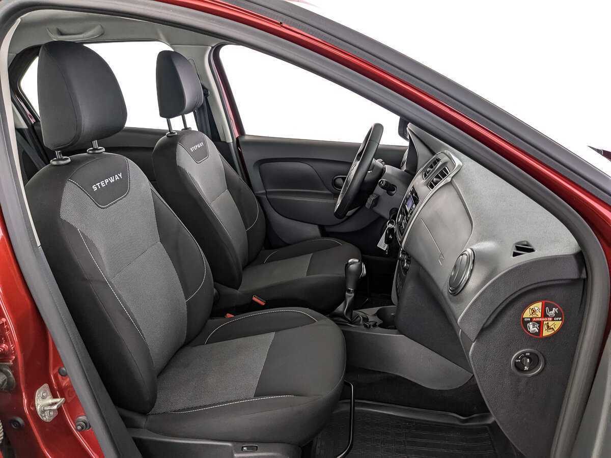 Купить Renault Logan с пробегом. Фото: #18