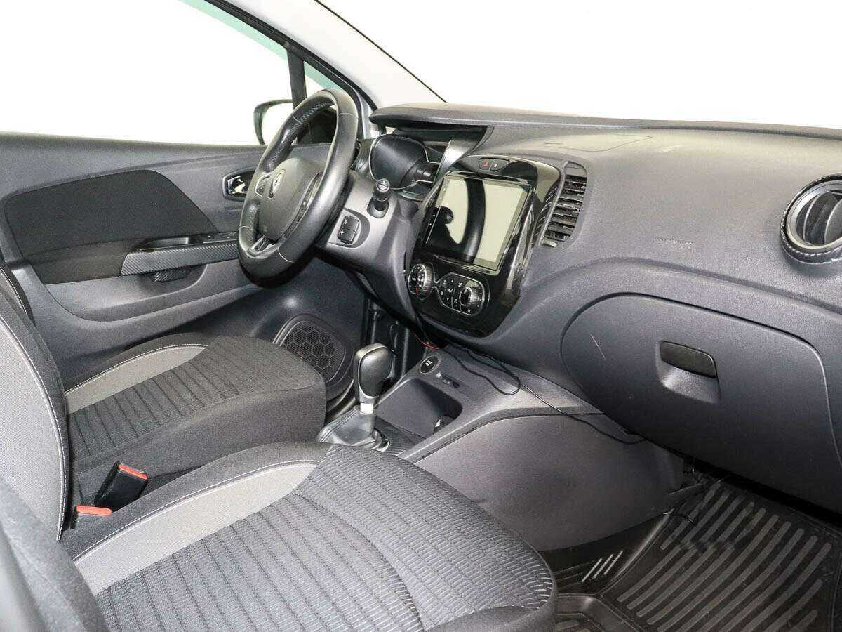 Купить Renault Kaptur с пробегом. Фото: #6