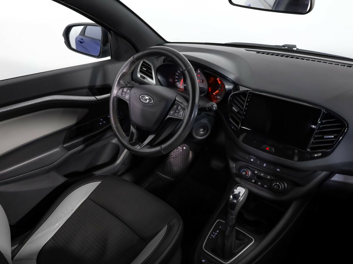 Купить Lada (ВАЗ) Vesta с пробегом. Фото: #5