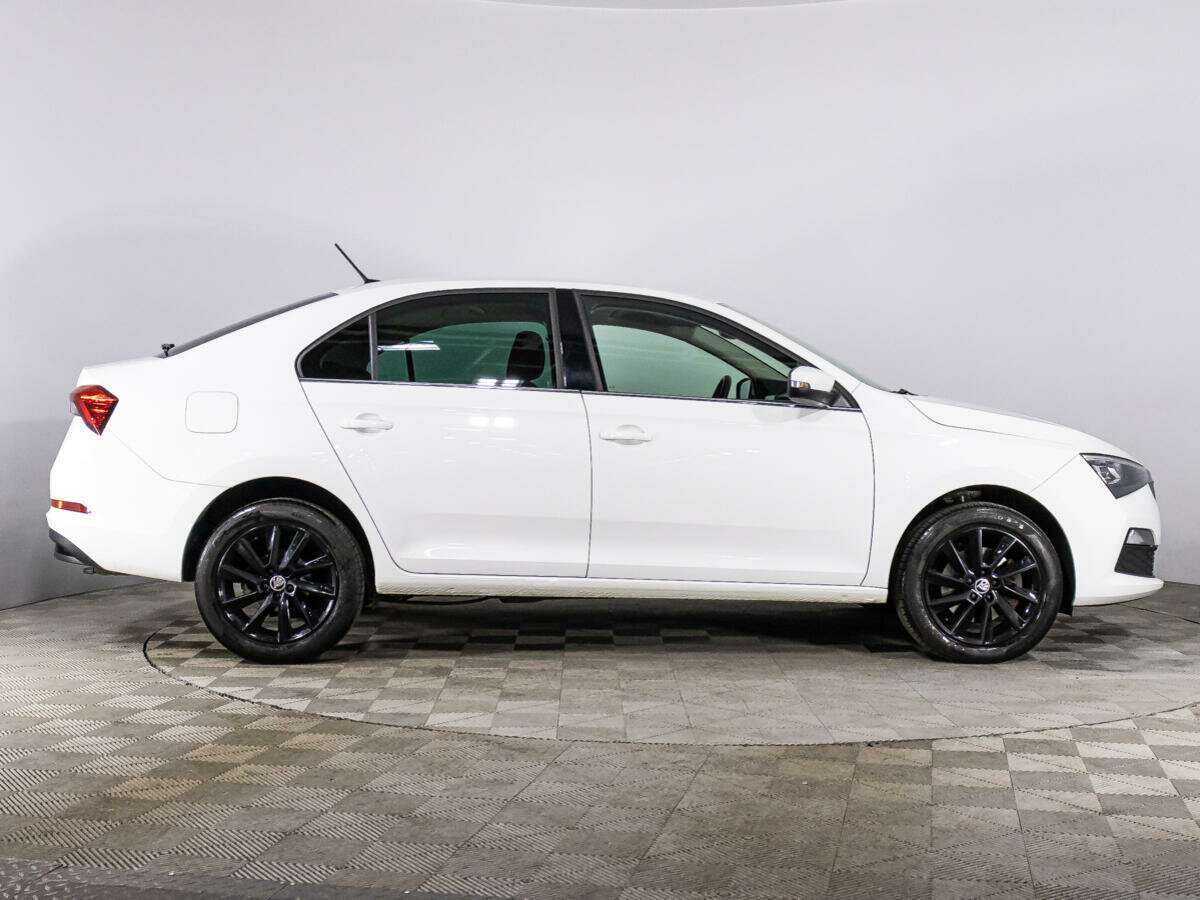 Купить Skoda Rapid с пробегом. Фото: #3