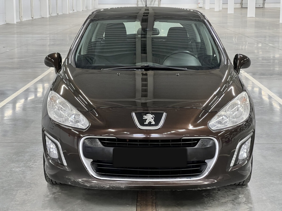 Купить Peugeot 308 с пробегом. Фото: #1
