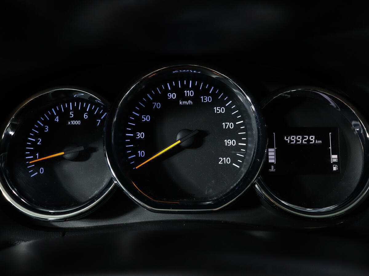 Купить Renault Duster с пробегом. Фото: #10