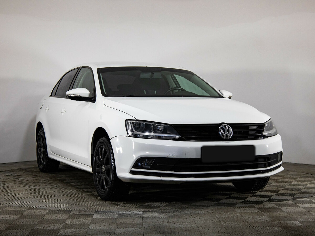 Купить Volkswagen Jetta с пробегом. Фото: #2
