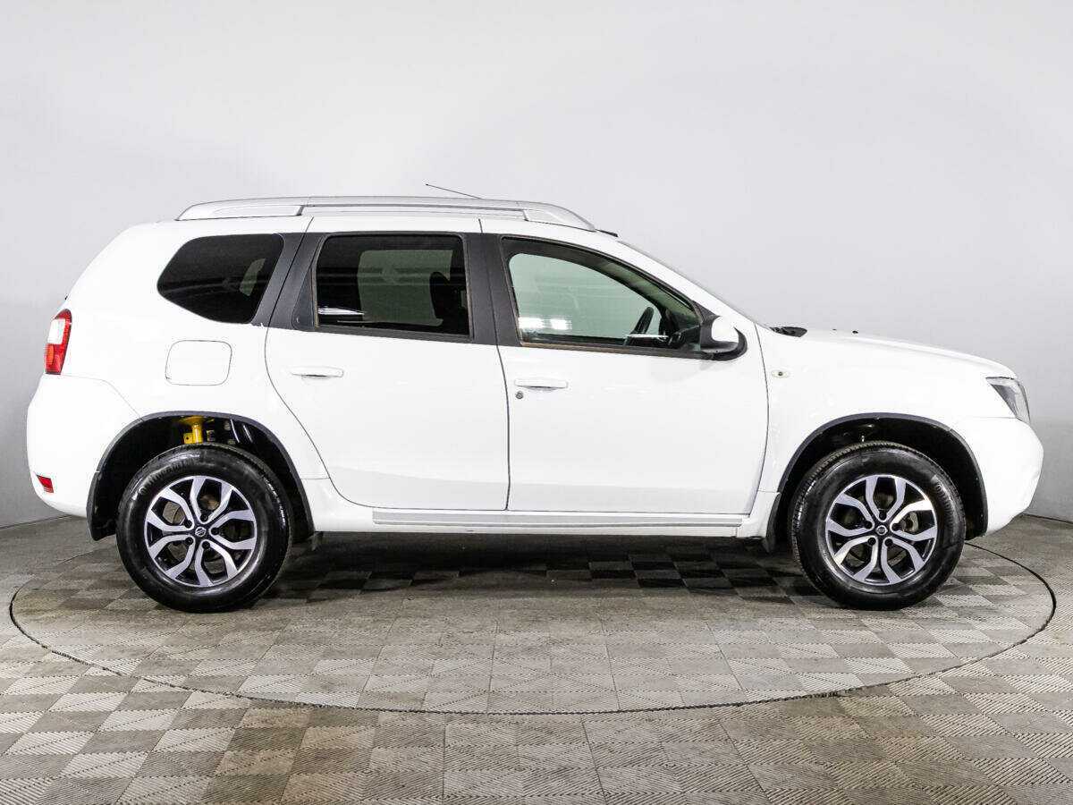 Купить Nissan Terrano с пробегом. Фото: #3