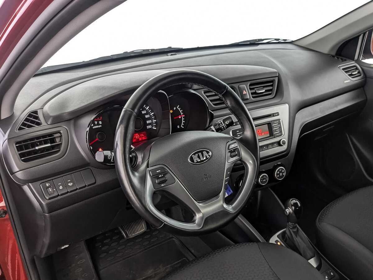 Купить Kia Rio с пробегом. Фото: #10