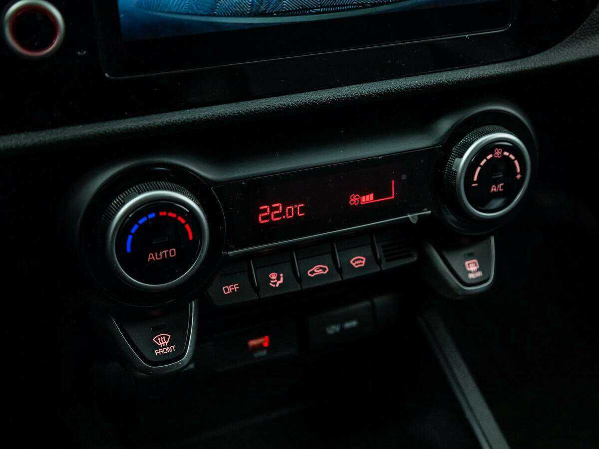 Купить Kia Rio с пробегом. Фото: #15