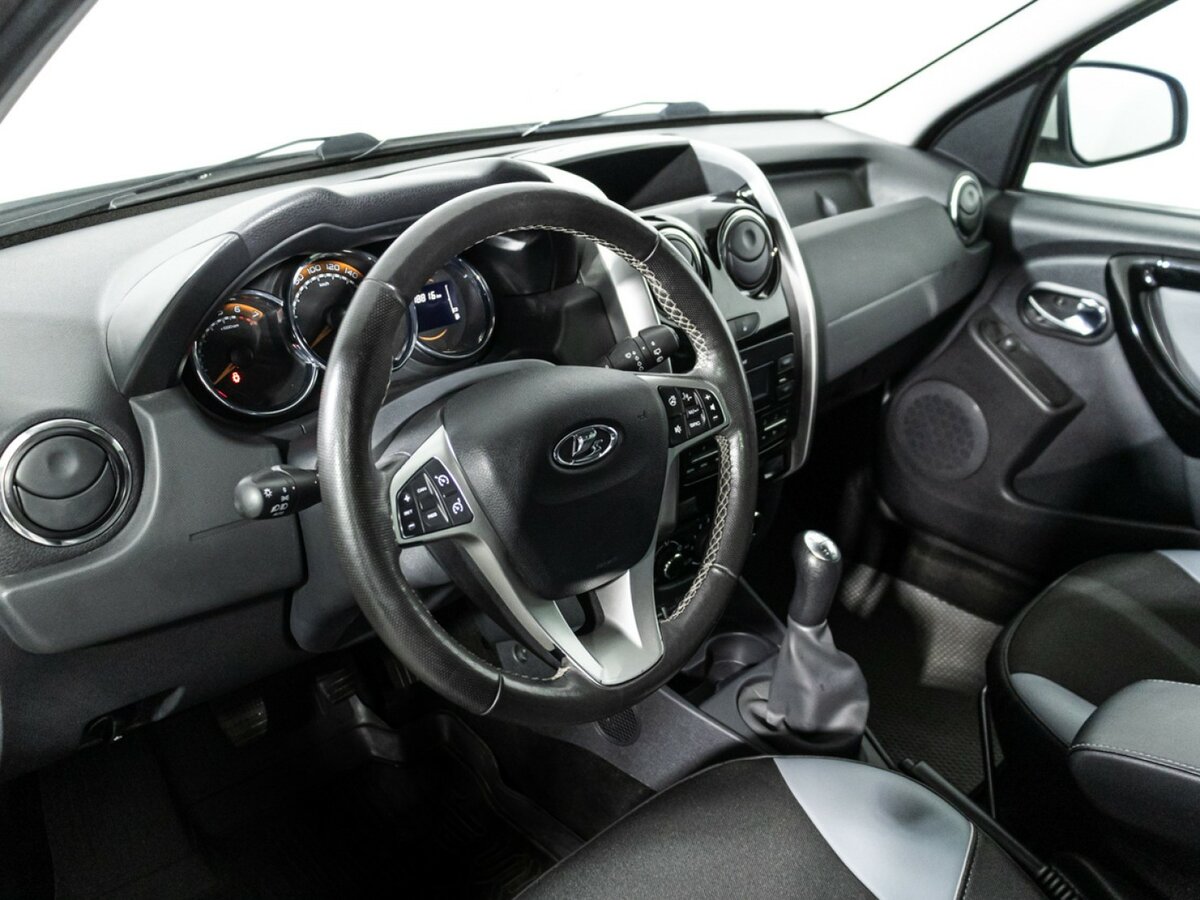 Купить Lada (ВАЗ) Largus с пробегом. Фото: #10