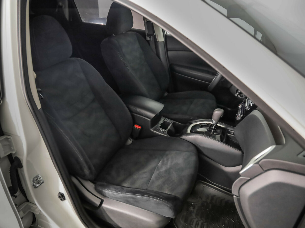 Купить Nissan X-Trail с пробегом. Фото: #19