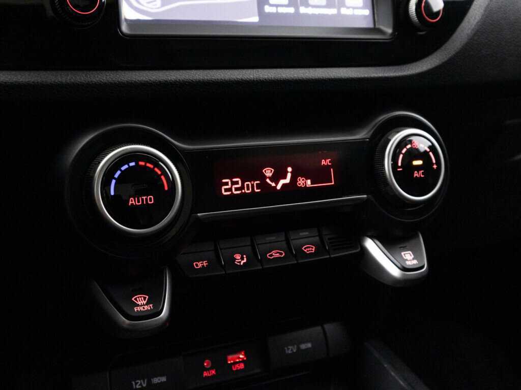 Купить Kia Rio с пробегом. Фото: #17