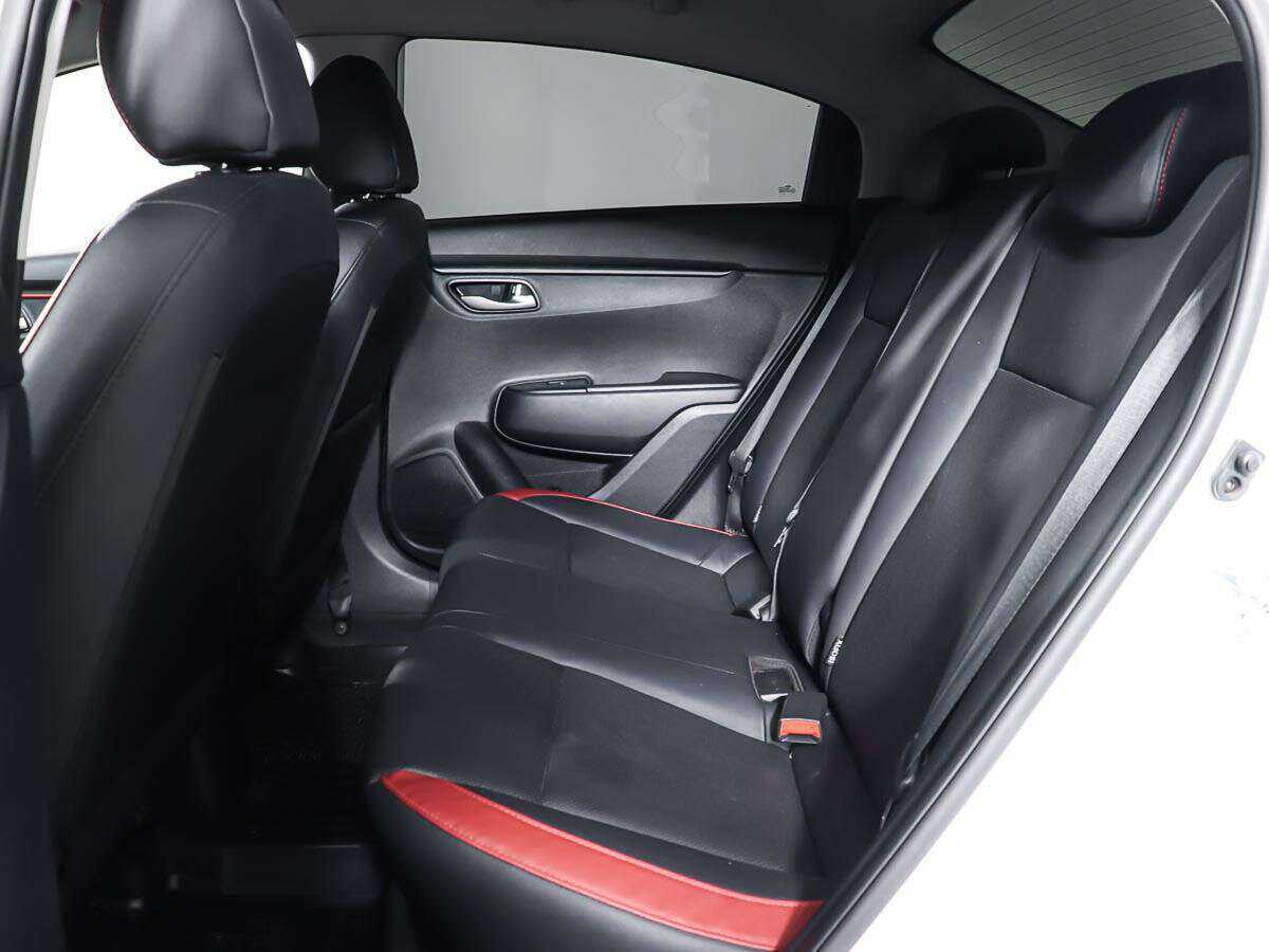 Купить Kia Rio с пробегом. Фото: #9