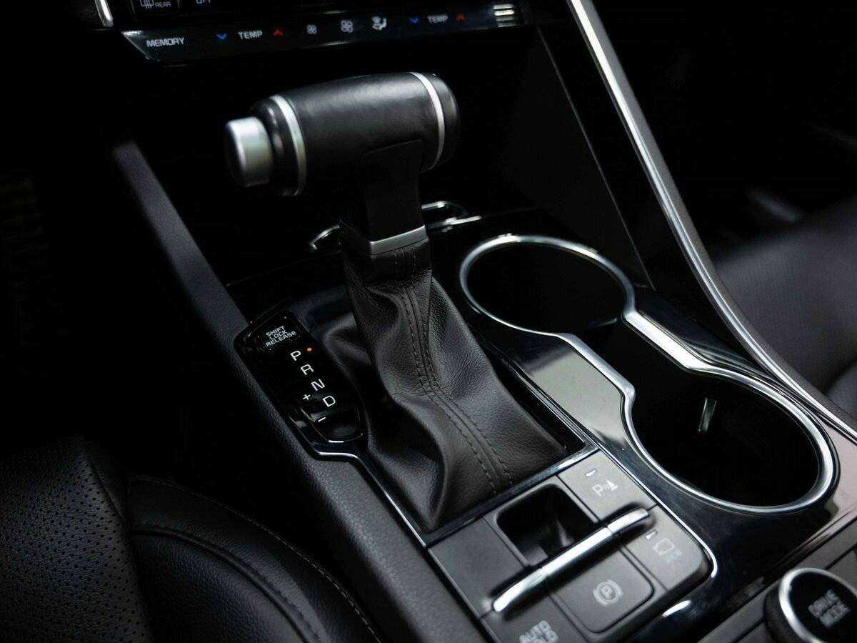 Купить Kia K5 с пробегом. Фото: #24