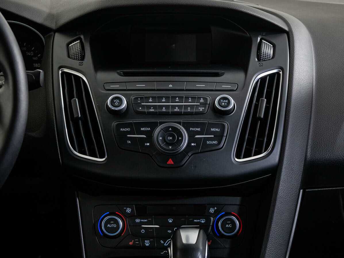 Купить Ford Focus с пробегом. Фото: #13