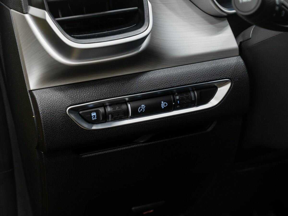 Купить Geely Coolray с пробегом. Фото: #17