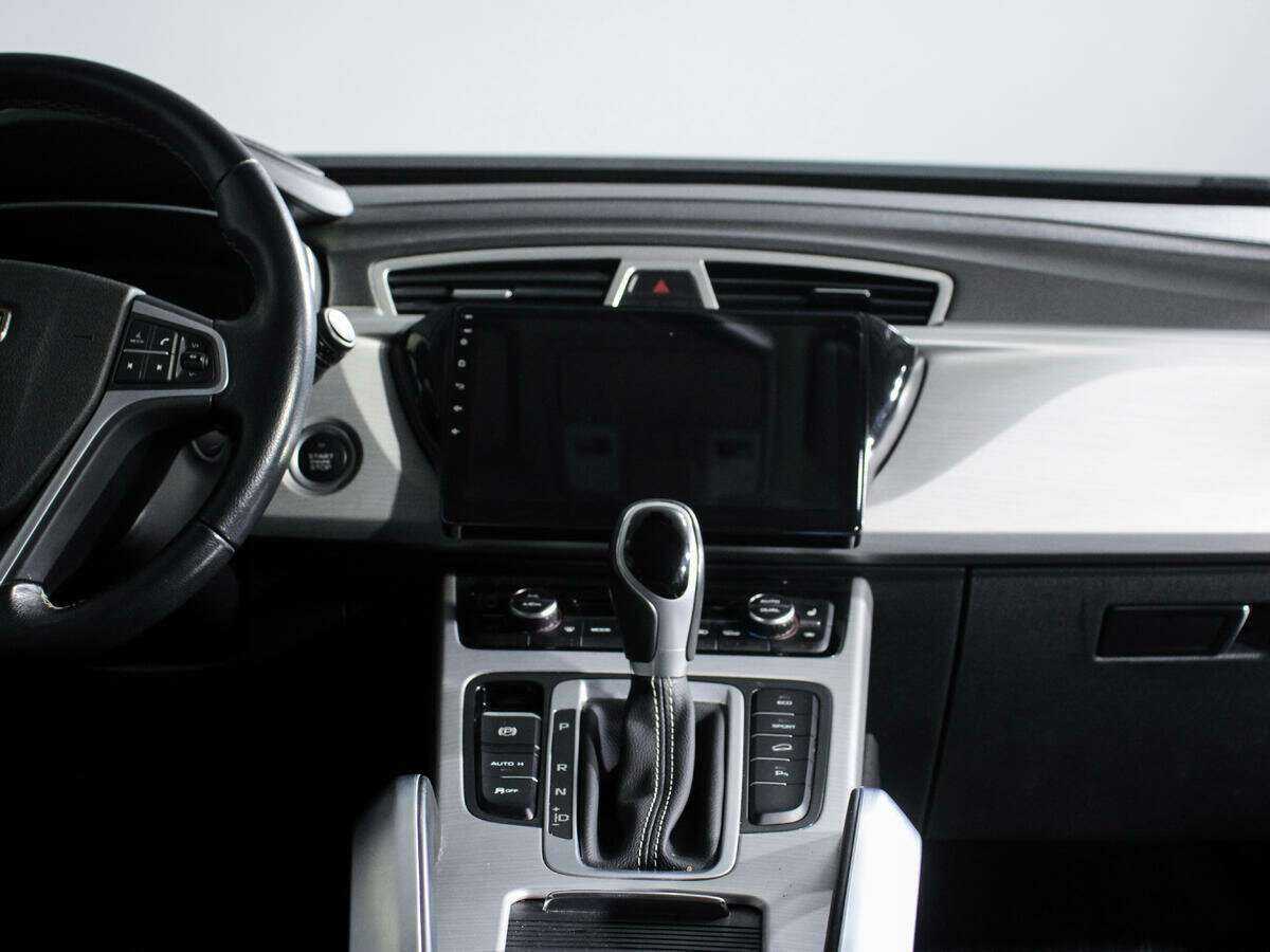 Купить Geely Atlas с пробегом. Фото: #11