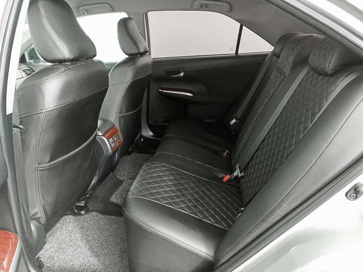 Купить Toyota Camry с пробегом. Фото: #9