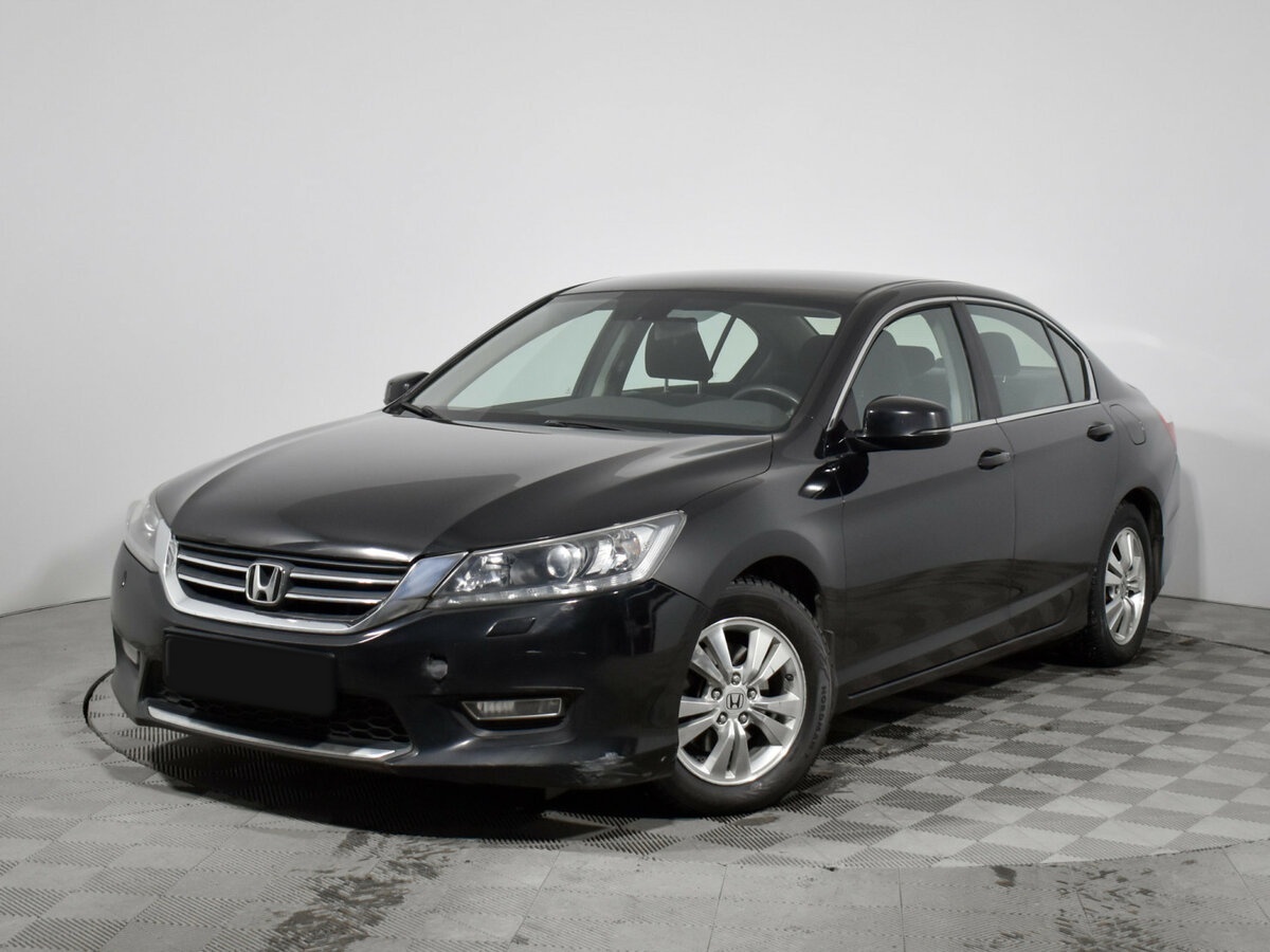 Купить Honda Accord с пробегом. Посмотреть фото