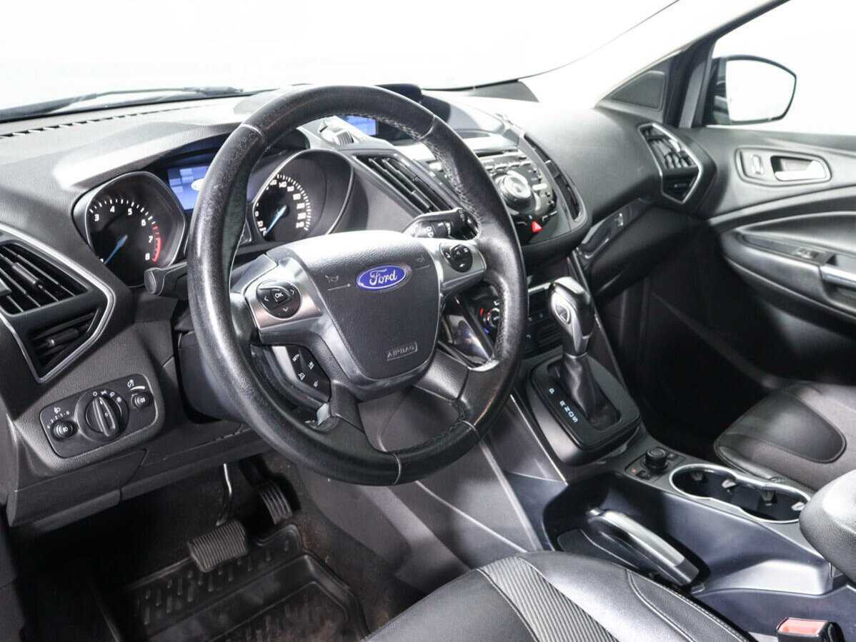 Купить Ford Kuga с пробегом. Фото: #12