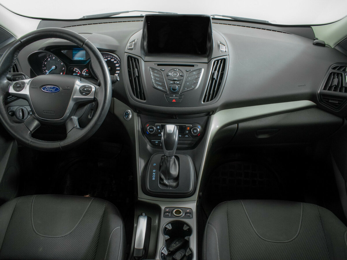 Купить Ford Kuga с пробегом. Фото: #8