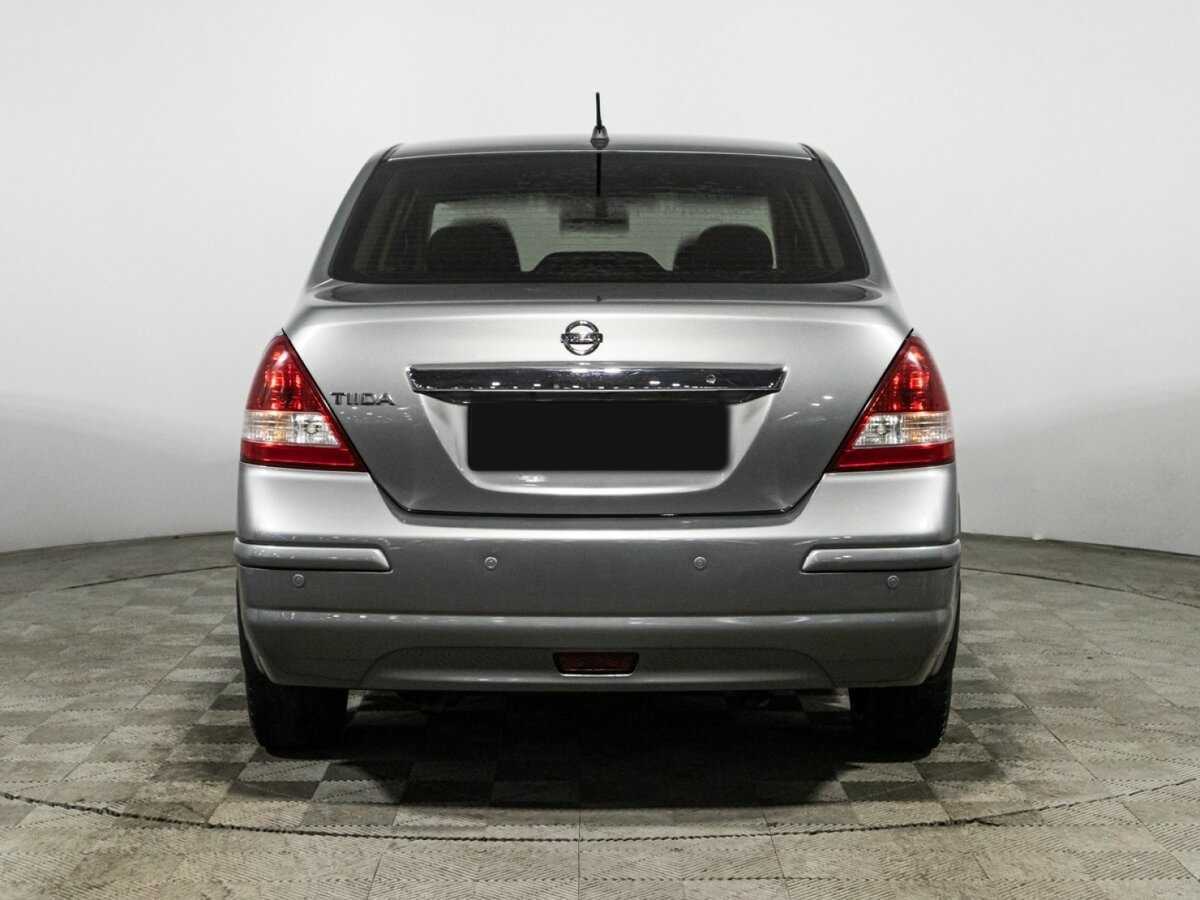 Купить Nissan Tiida с пробегом. Фото: #5