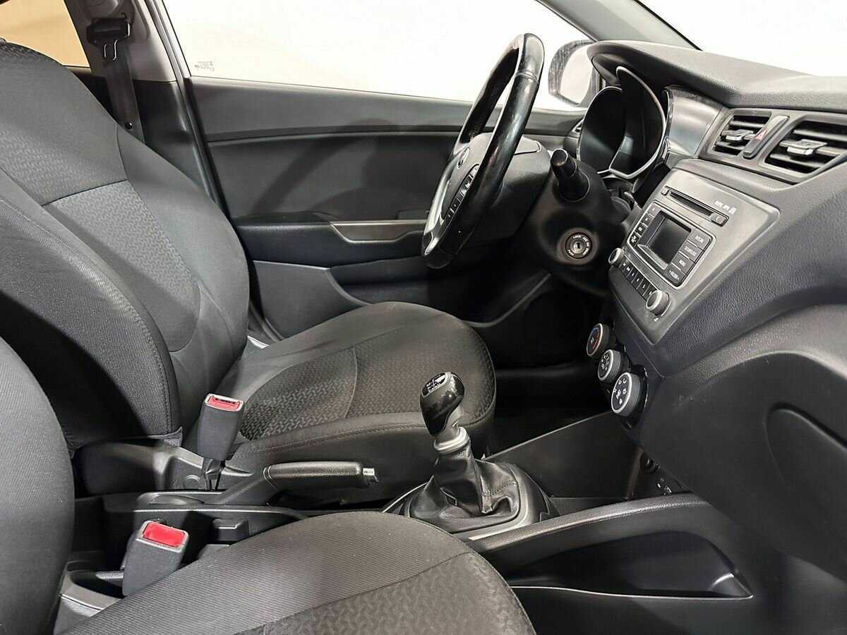 Купить Kia Rio с пробегом. Фото: #9