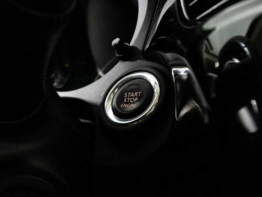 Купить Mitsubishi Outlander с пробегом. Фото: #17