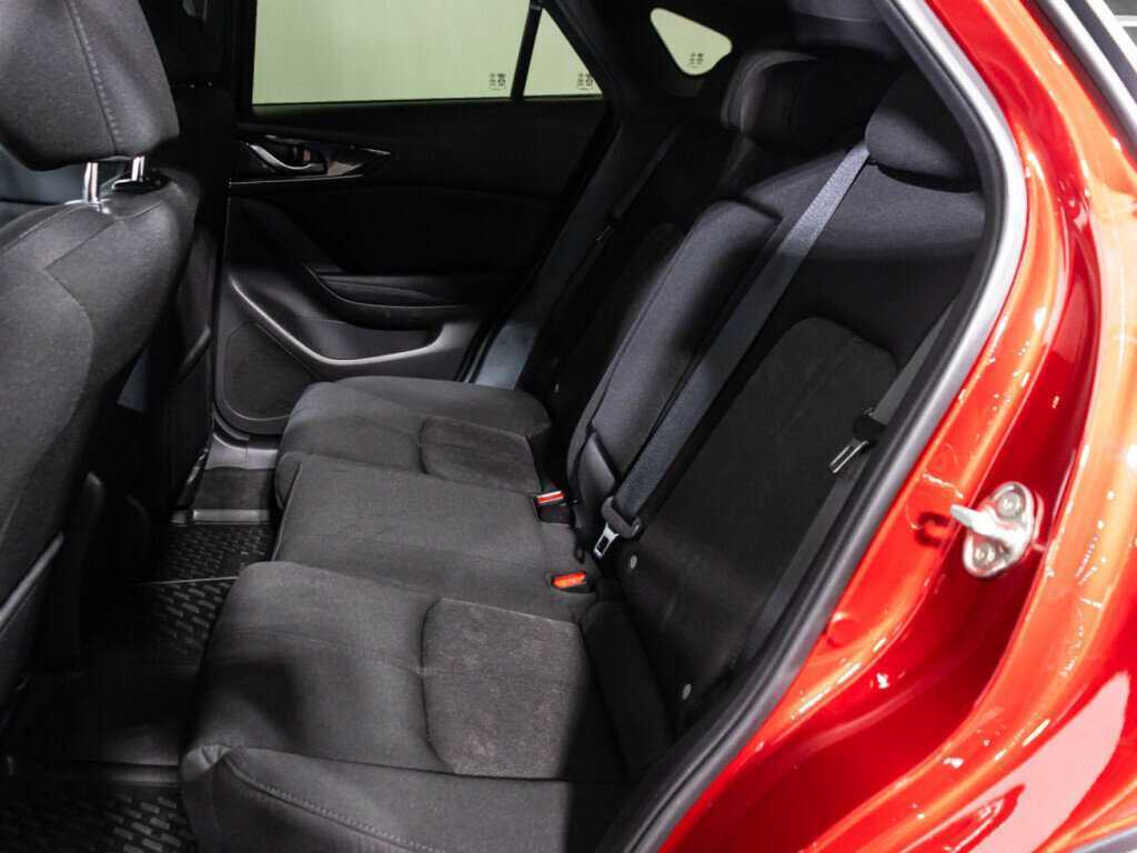 Купить Mazda CX-4 с пробегом. Фото: #9