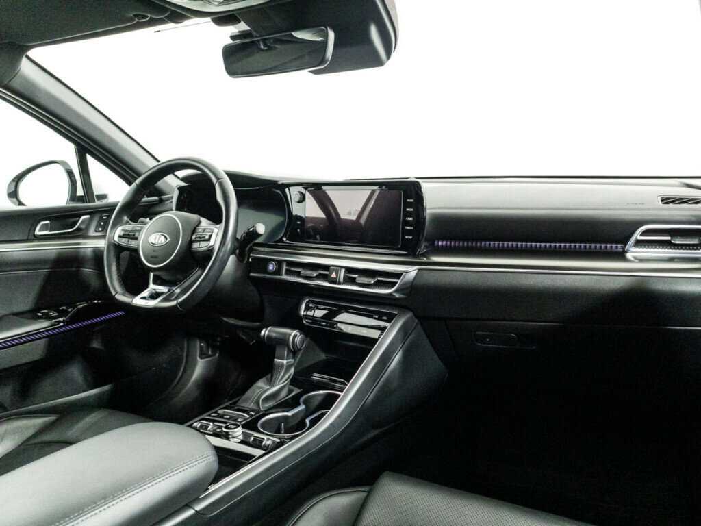 Купить Kia K5 с пробегом. Фото: #9