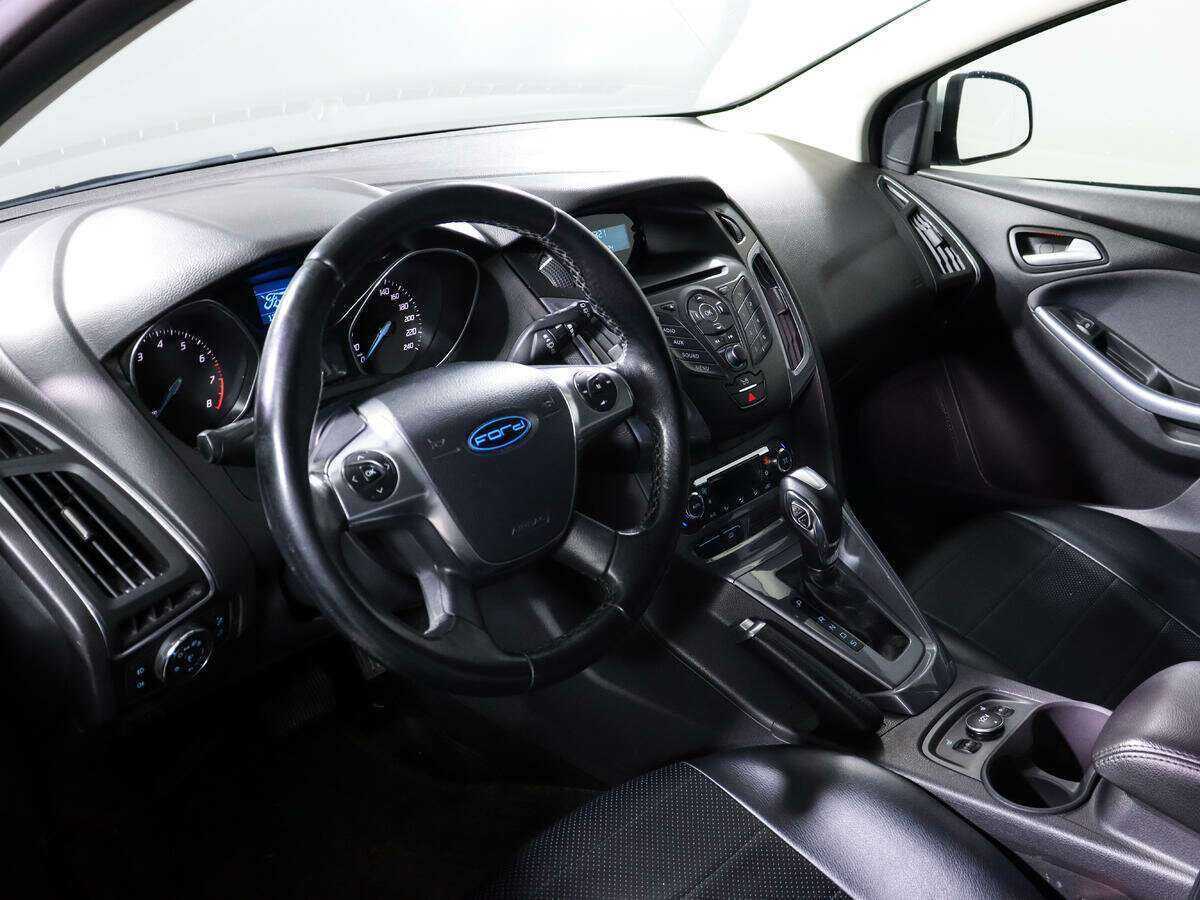 Купить Ford Focus с пробегом. Фото: #13