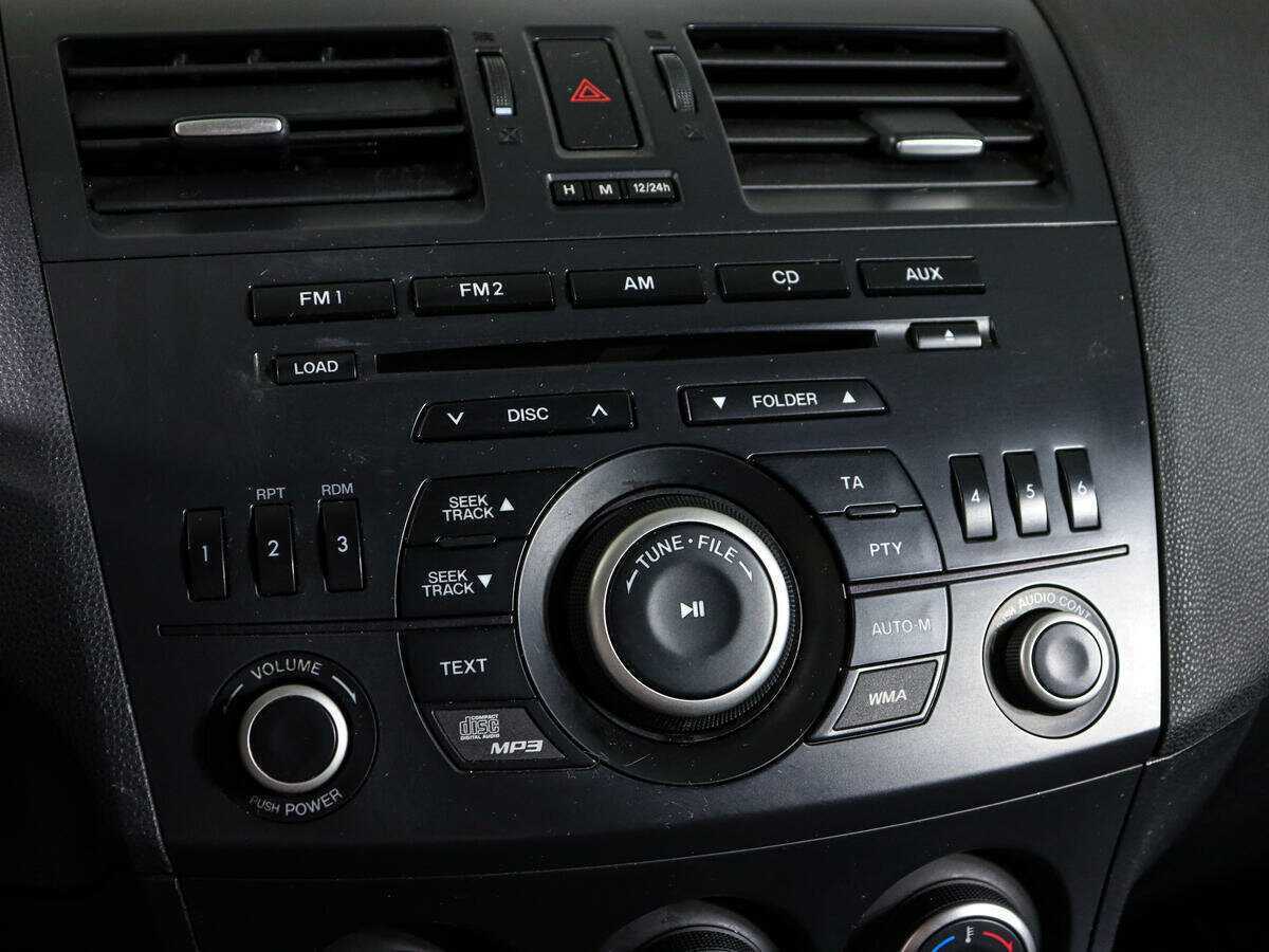 Купить Mazda 3 с пробегом. Фото: #16