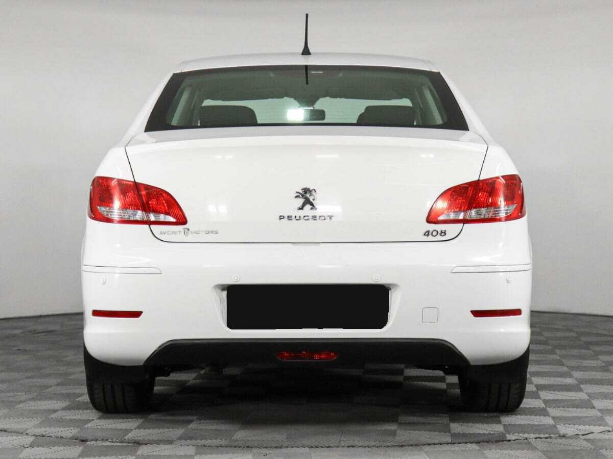 Купить Peugeot 408 с пробегом. Фото: #5