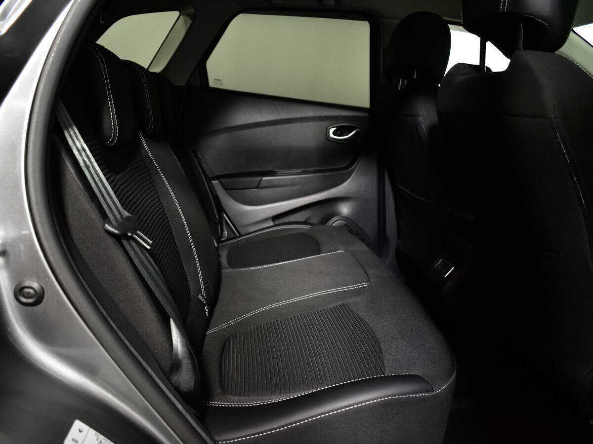 Купить Renault Kaptur с пробегом. Фото: #9