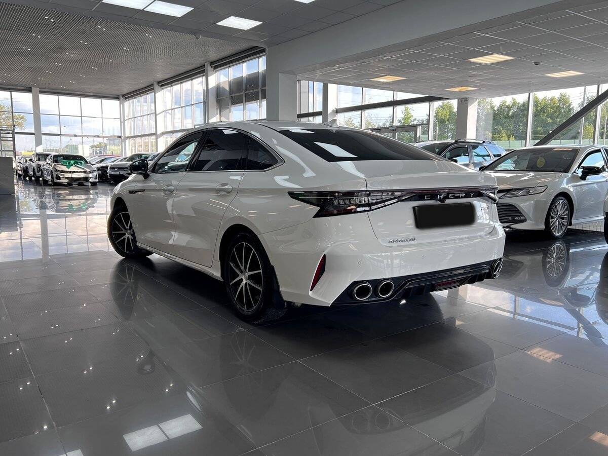 Купить Chery Arrizo 8 с пробегом. Фото: #5