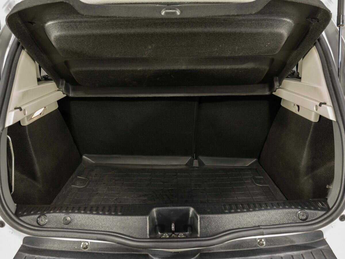 Купить Renault Sandero с пробегом. Фото: #20