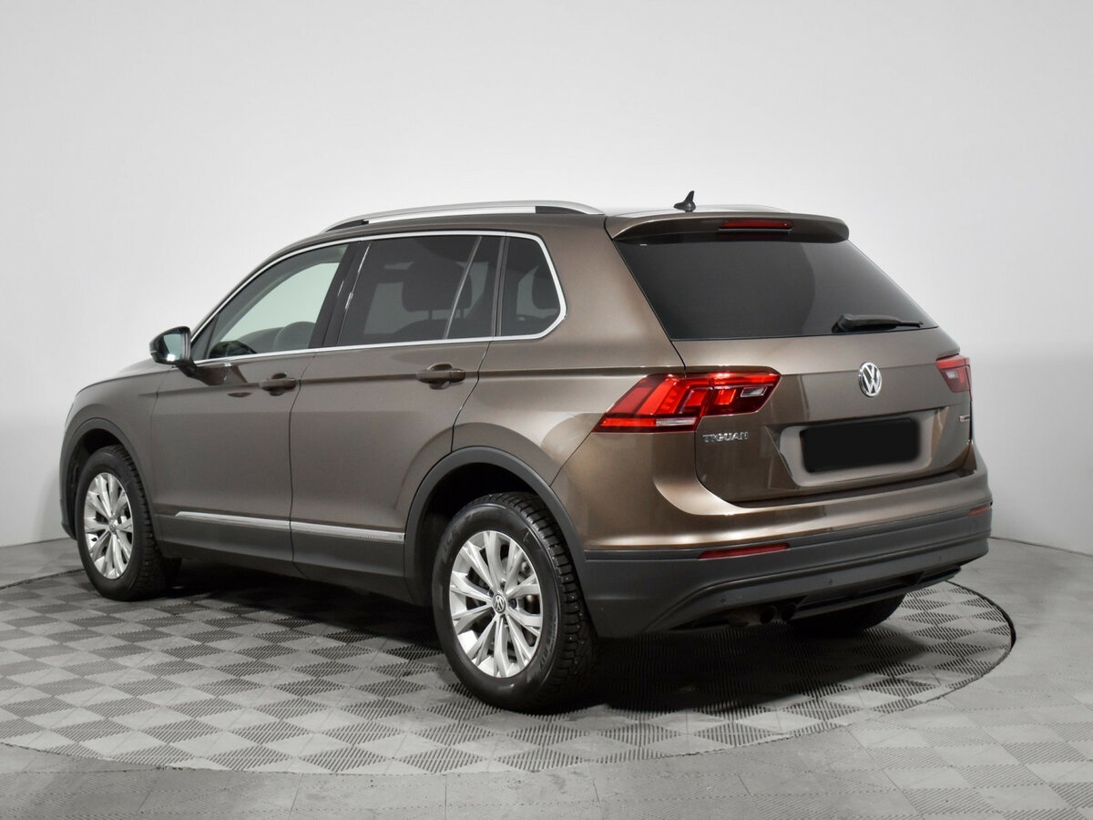 Купить Volkswagen Tiguan с пробегом. Фото: #6