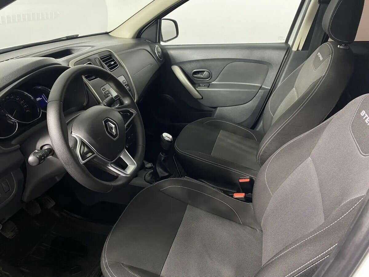 Купить Renault Logan с пробегом. Фото: #10