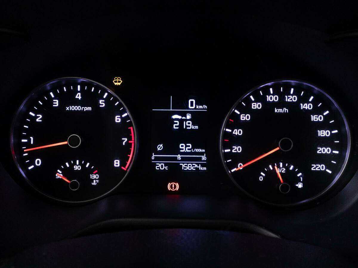 Купить Kia Rio с пробегом. Фото: #11