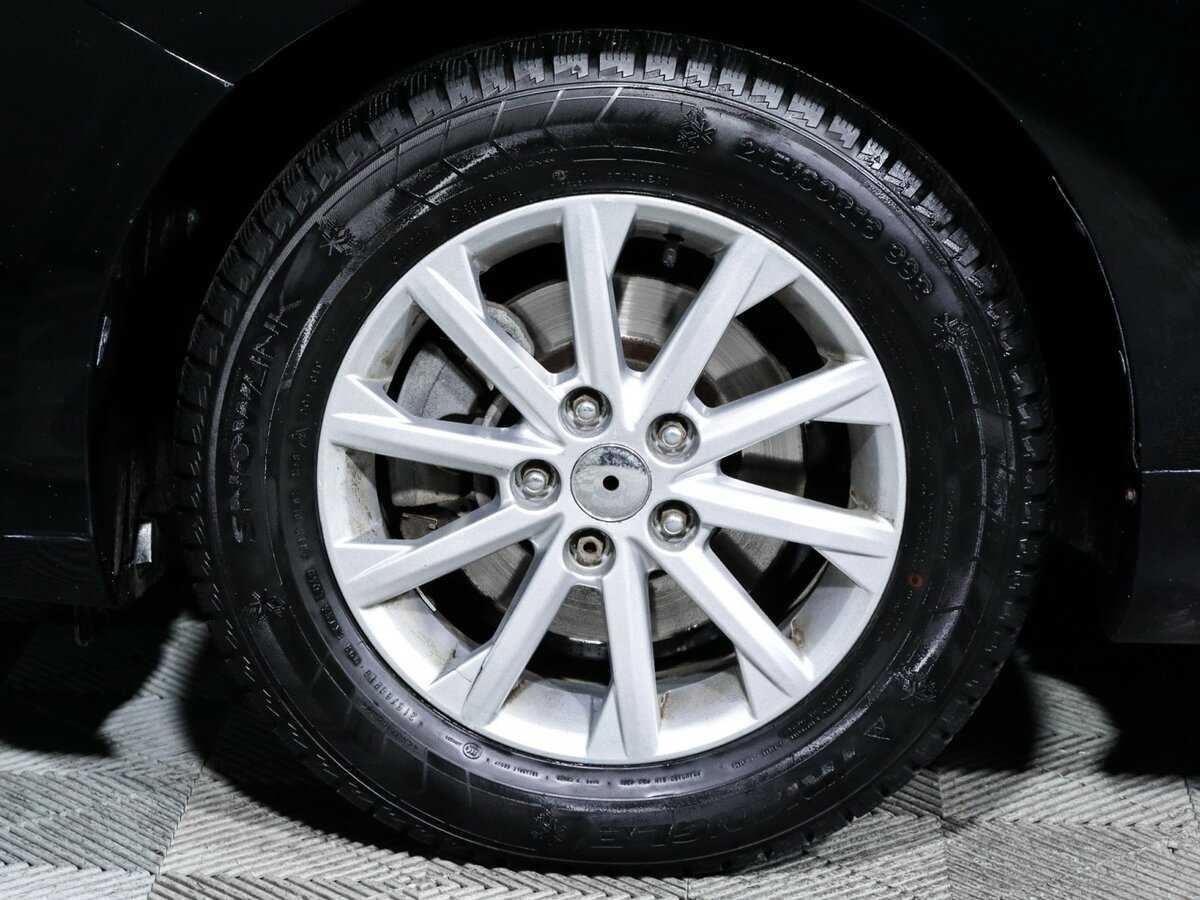 Купить Toyota Camry с пробегом. Фото: #11