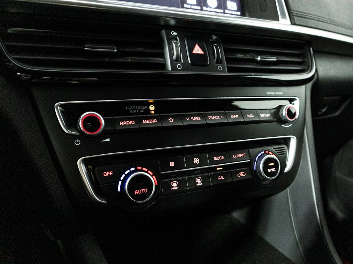 Купить Kia Optima с пробегом. Фото: #17