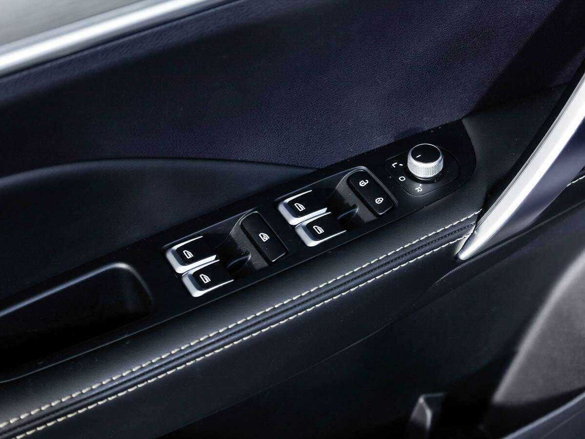 Купить Geely Coolray с пробегом. Фото: #17