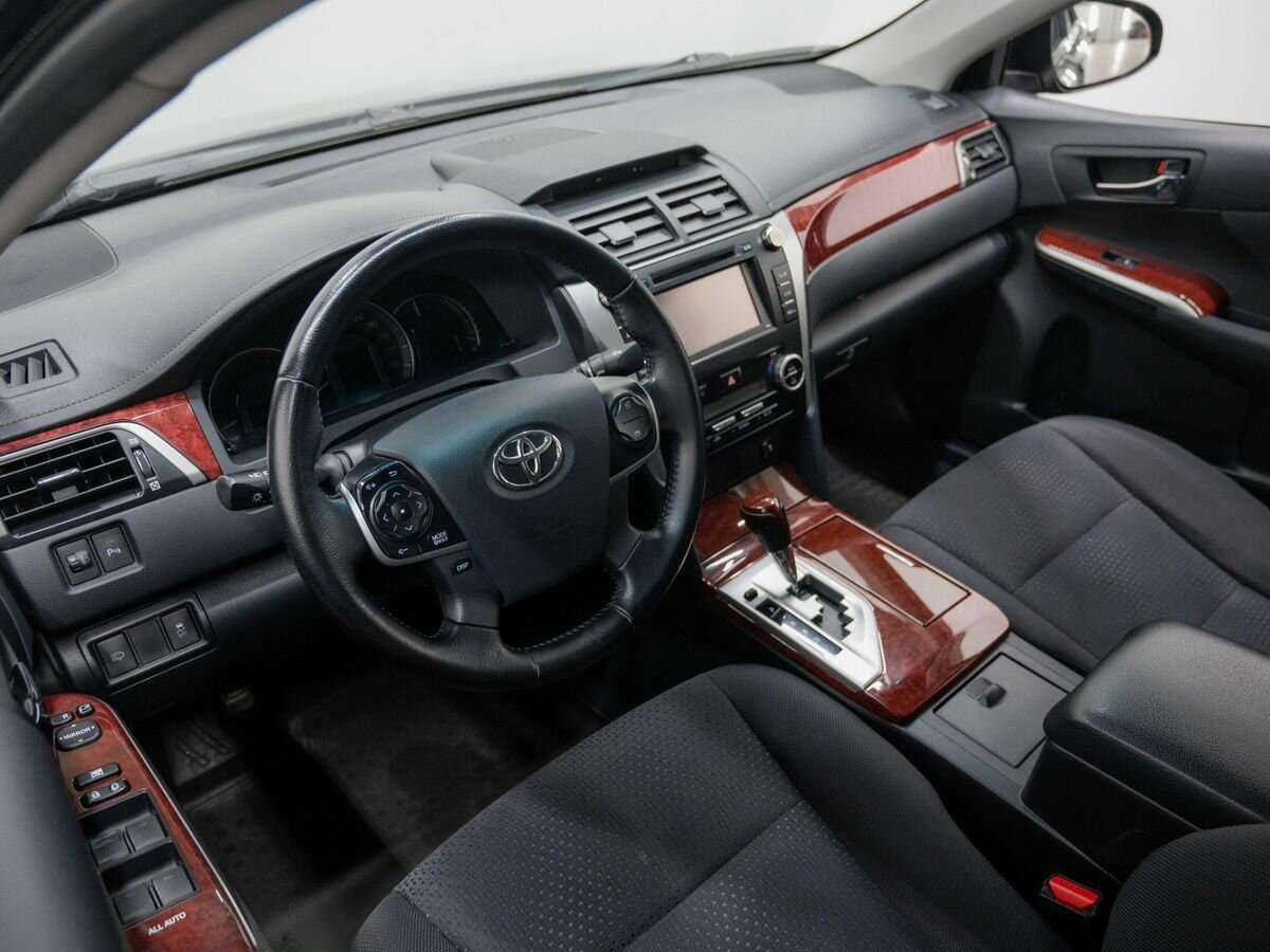 Купить Toyota Camry с пробегом. Фото: #16