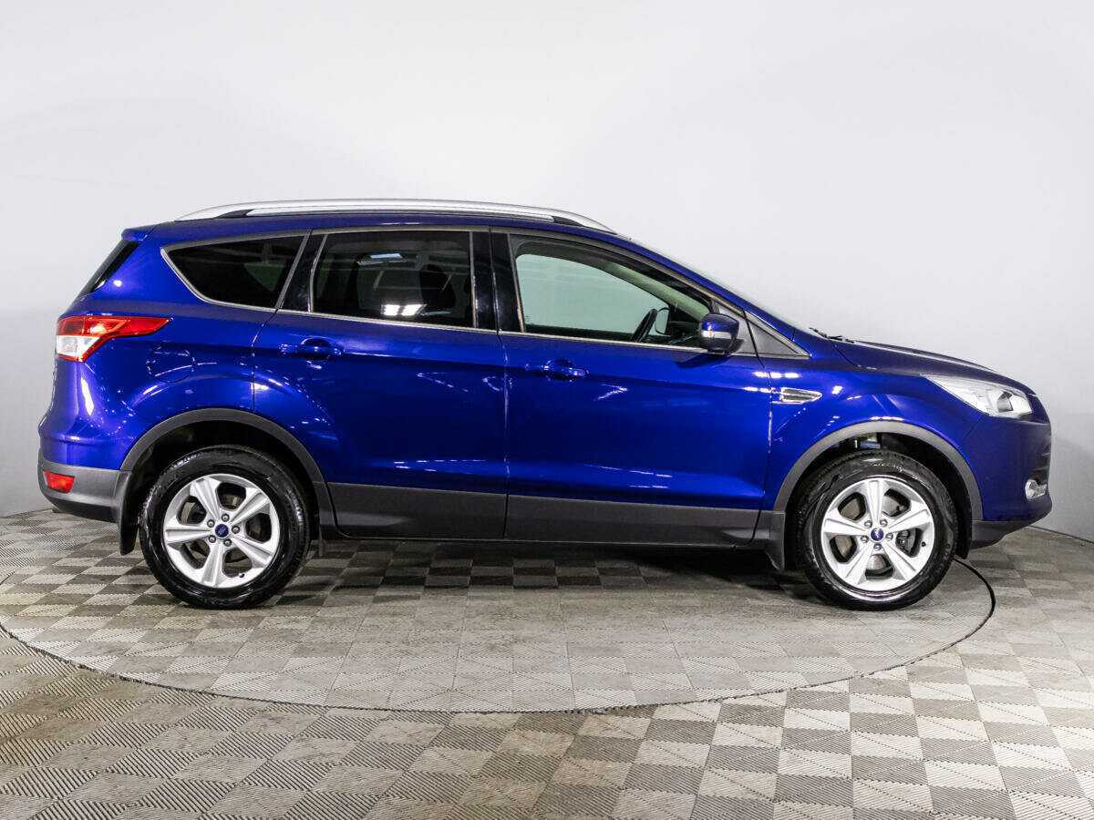 Купить Ford Kuga с пробегом. Фото: #3