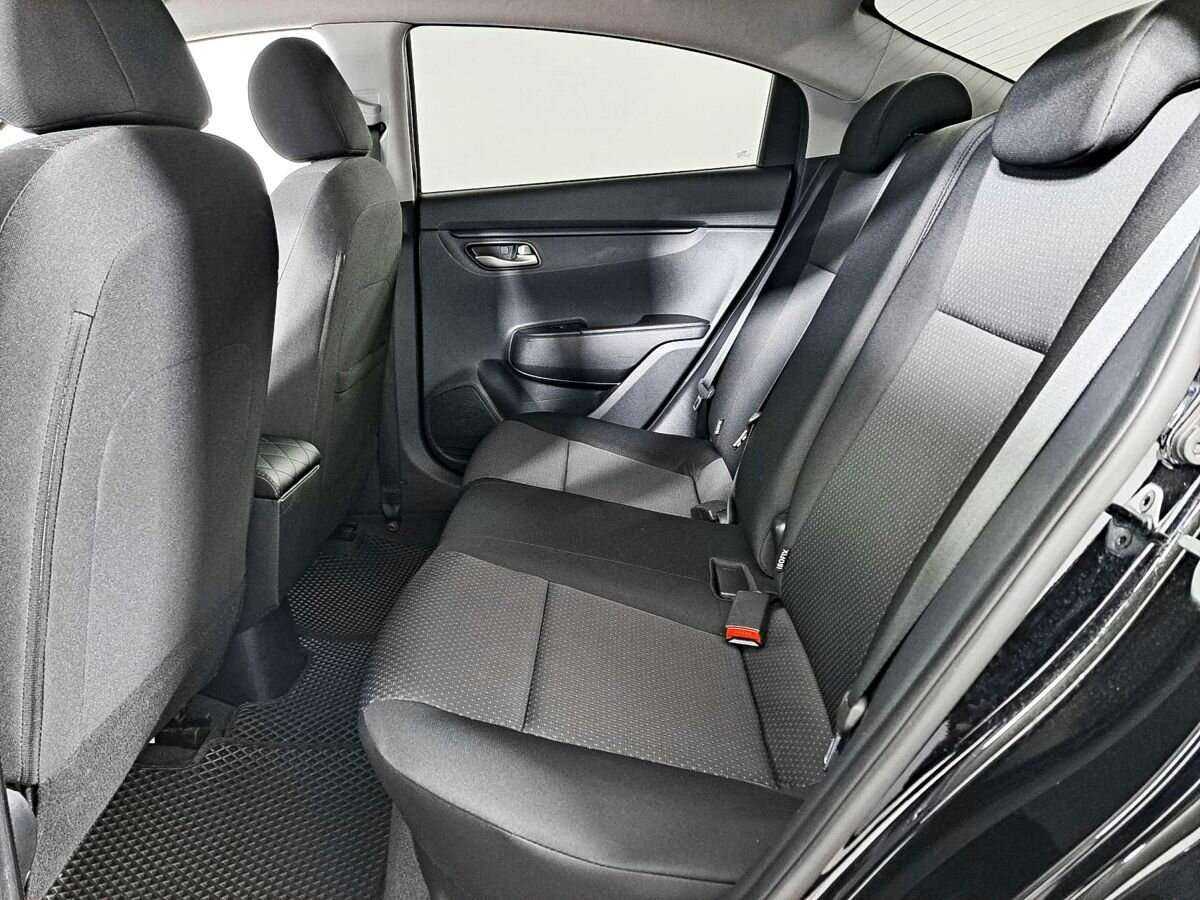 Купить Kia Rio с пробегом. Фото: #9