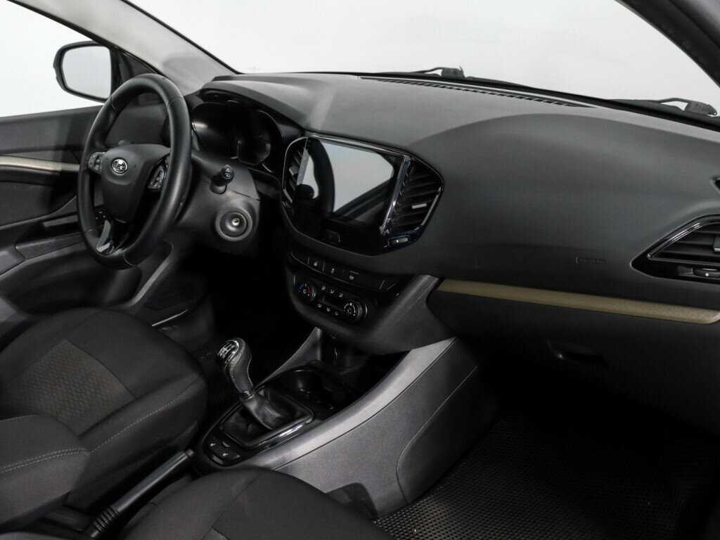 Купить Lada (ВАЗ) Vesta с пробегом. Фото: #8