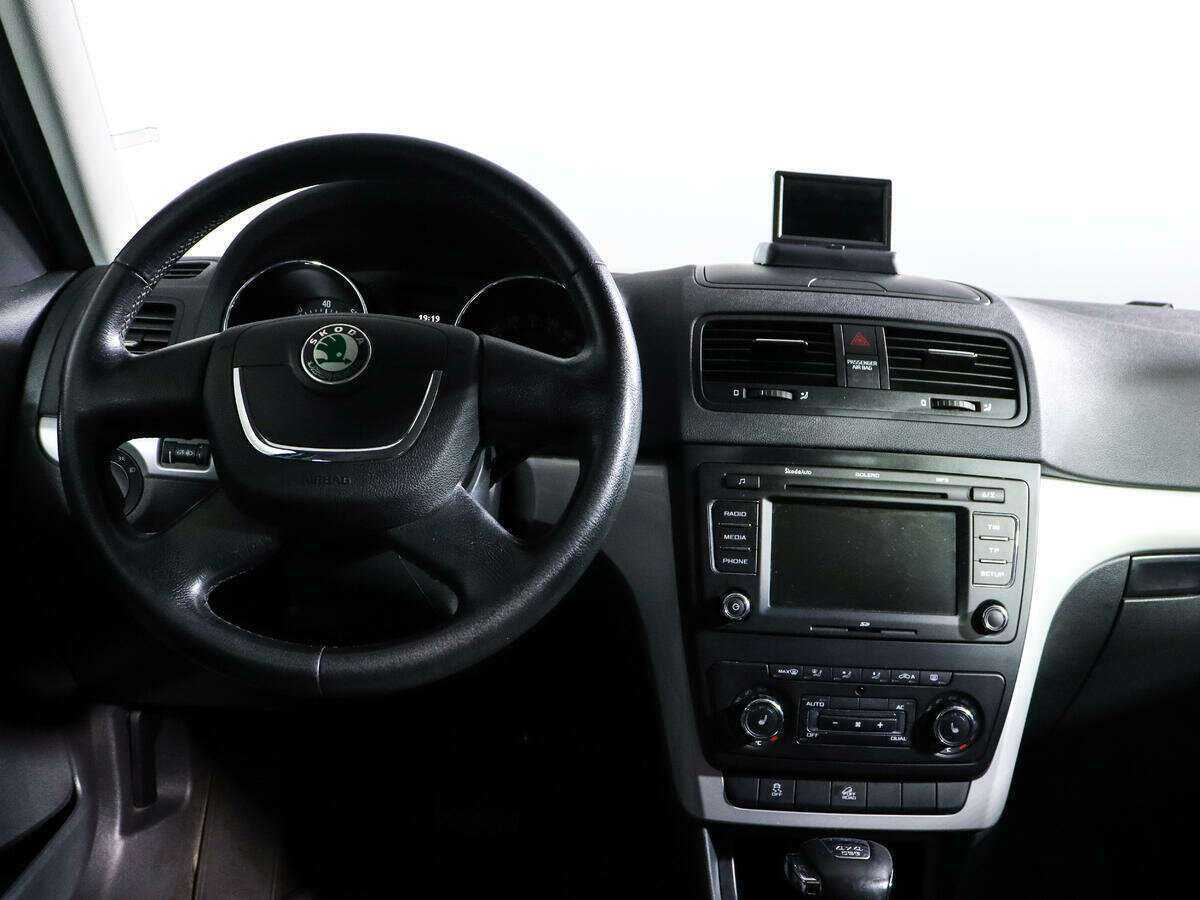 Купить Skoda Yeti с пробегом. Фото: #10
