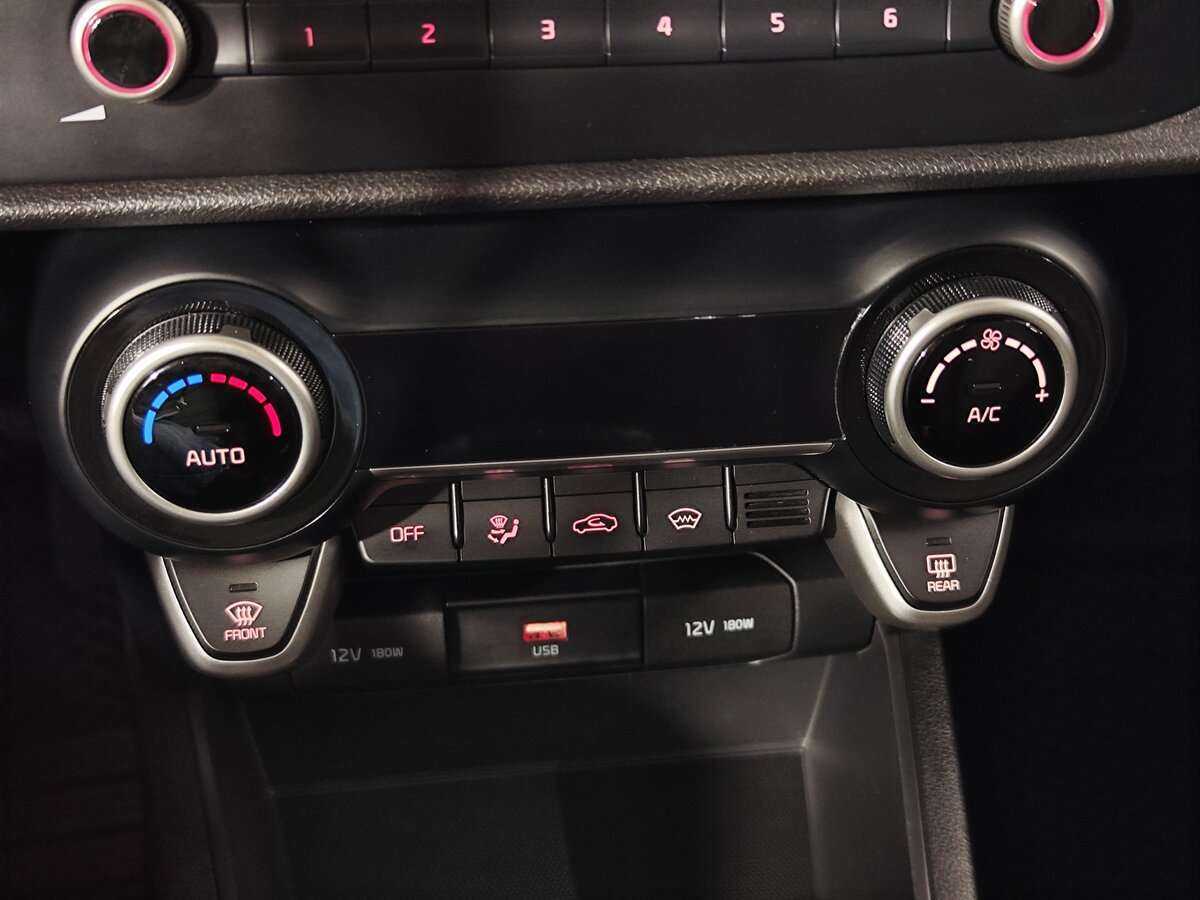 Купить Kia Rio с пробегом. Фото: #13