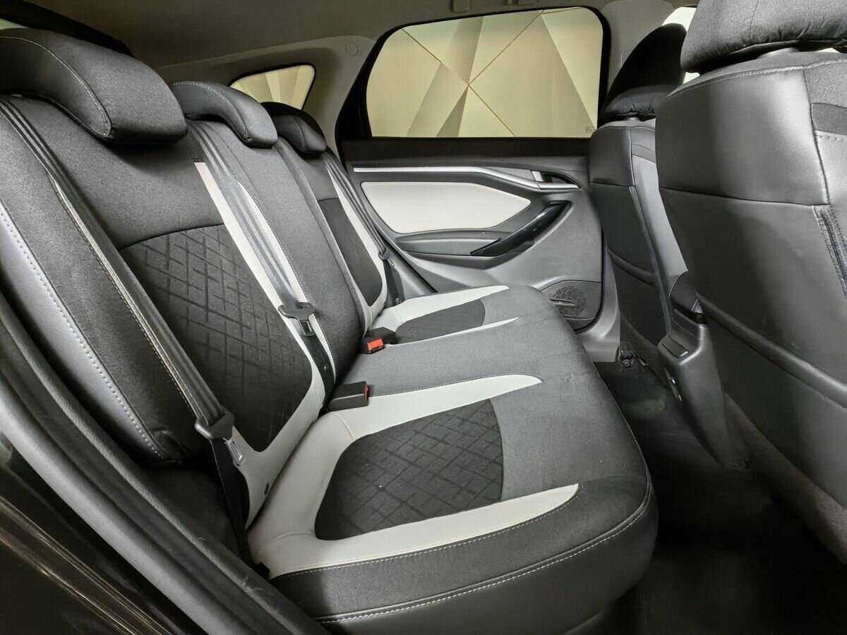 Купить Lada (ВАЗ) Vesta с пробегом. Фото: #11