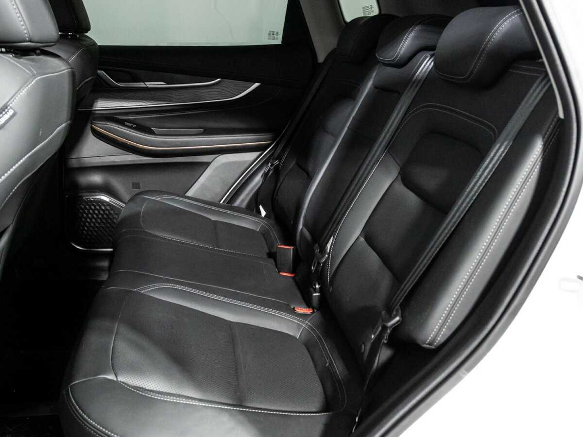 Купить EXEED LX с пробегом. Фото: #9